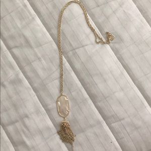 Kendra Scott necklace